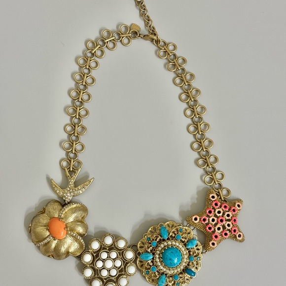 Stella & Dot Jewelry - Pre-owned Stella and Dot Retired Bird of Paradise statement necklace